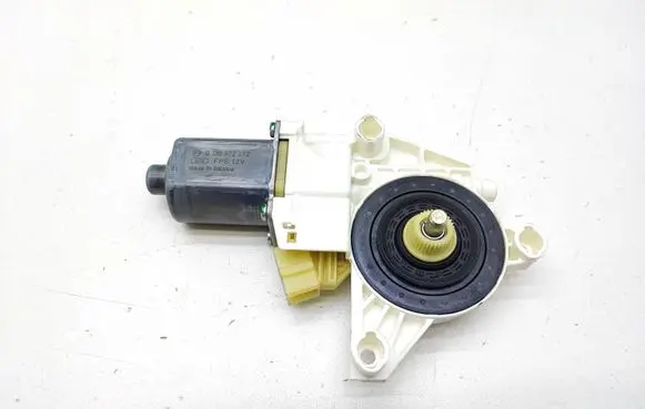 Mercedes-Benz ML W164 Front door window regulator motor A2518200842 0130822272