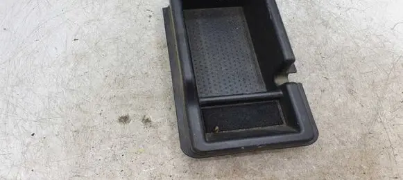 Mitsubishi Pajero Sport I Glove box MR471865