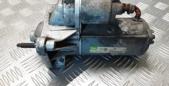 Renault Laguna II Starter motor 820075362 D7R49