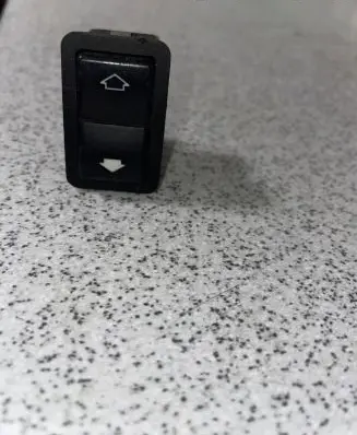 BMW 5 E39 Electric window control switch 8368974