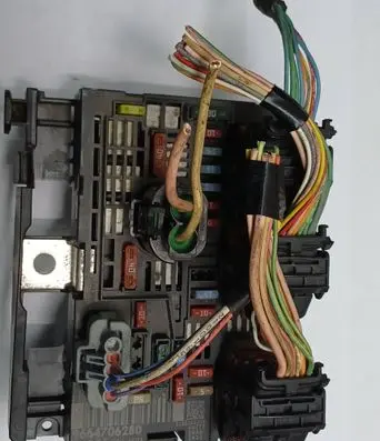 Peugeot Partner BSM Control unit 9664706280 BSMR0500 R05