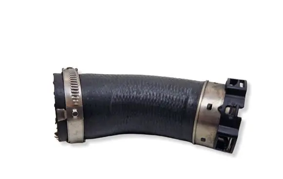 Land Rover Discovery Sport Intercooler hose/pipe 