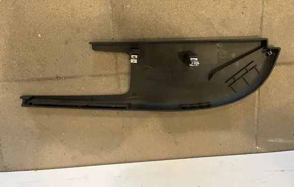 Ford Mustang V Rear seat side top trim AR337631002ABW