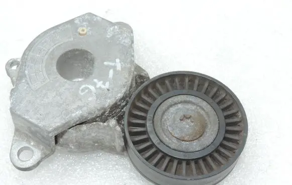 Toyota Yaris Generator/alternator belt tensioner 1662047030 16620-47030 1662047031