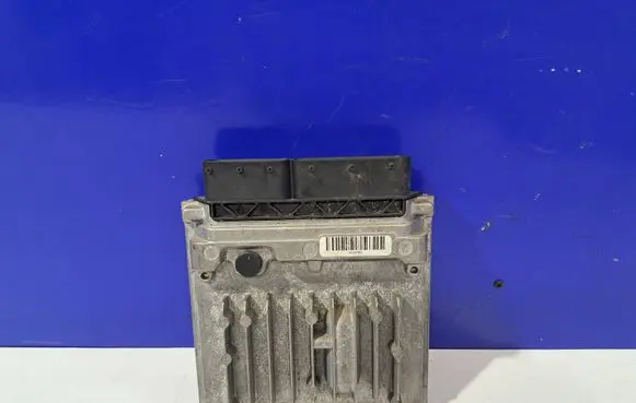 Mercedes-Benz Vito Viano W639 Engine control unit/module A6511501879 A0054469640