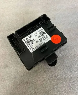 Audi A4 S4 B9 8W Door control unit/module 85E959792A