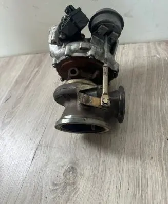 BMW 5 F10 F11 Turbo 7576985