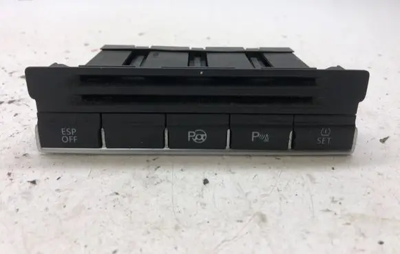 Volkswagen Tiguan ESP (stability program) switch 5N1927132C