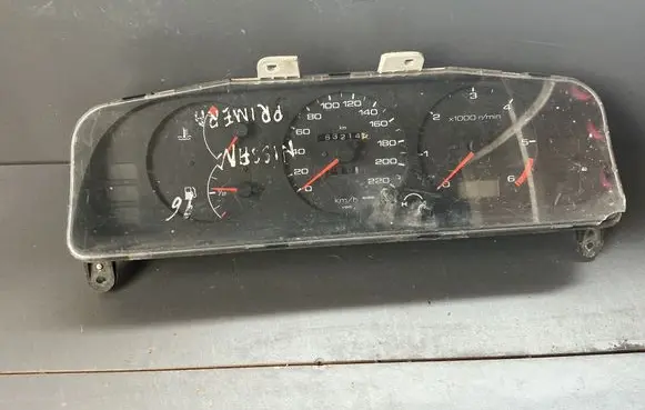 Nissan Primera Speedometer (instrument cluster)