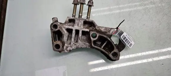 Ford Fiesta Engine mounting bracket 2S616030BB