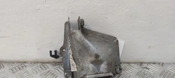 Porsche Macan (95B) Engine mounting bracket 8K0399059F