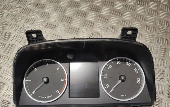Land Rover Range Rover Sport L320 Speedometer (instrument cluster) AH2210849DD