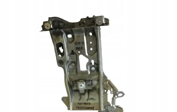 Toyota Yaris Battery bracket 