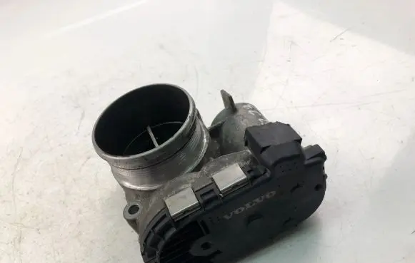 Volvo S40 Throttle valve 31216665
