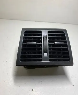 Opel Zafira B Rear air vent grill 13144753 213680437