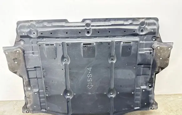 Nissan Leaf II (ZE1) Center/middle under tray cover 748N35SK0B