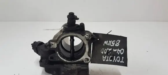 Toyota Avensis Verso Throttle valve 8967221020