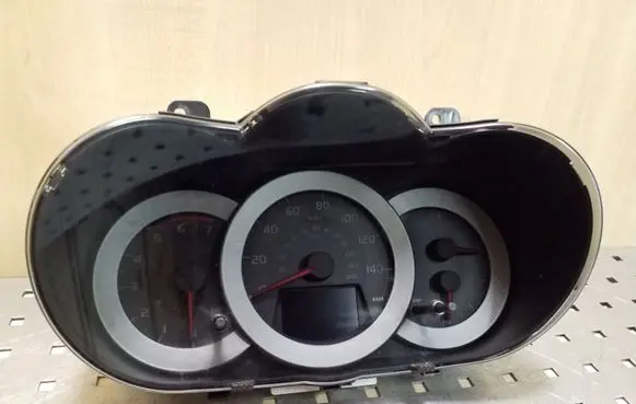 Toyota RAV 4 (XA30) Speedometer (instrument cluster) 8380042C73