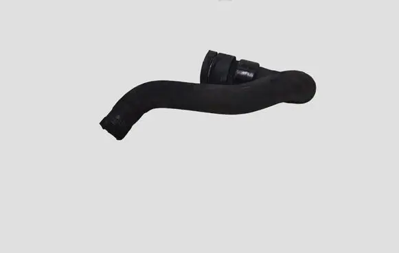 Volvo V70 Engine coolant pipe/hose