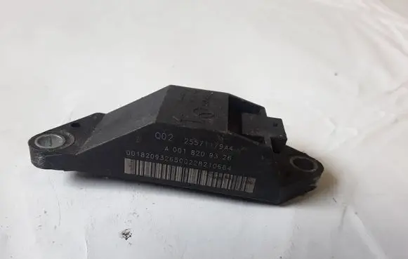 Mercedes-Benz E W211 Airbag deployment crash/impact sensor A0018209326