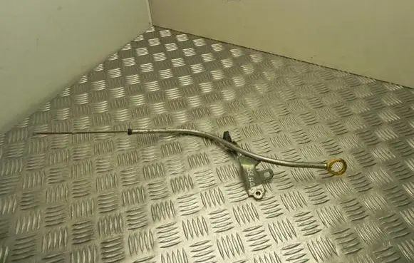 Toyota Yaris Oil level dip stick 