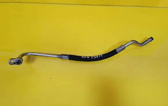 Mercedes-Benz R W251 Air conditioning (A/C) pipe/hose