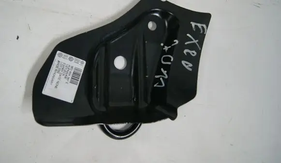 Audi A4 S4 B7 8E 8H Power steering pump mounting bracket 8E0804387E