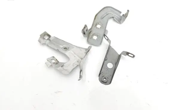 Fender mounting bracket