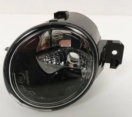 Nissan Navara D23 Front fog light 266001HA0B 2PT01067914 010679143044901