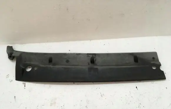 Iveco Daily 6th gen Wiper trim 504022283