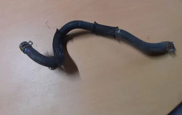 Mazda 2 Engine coolant pipe/hose
