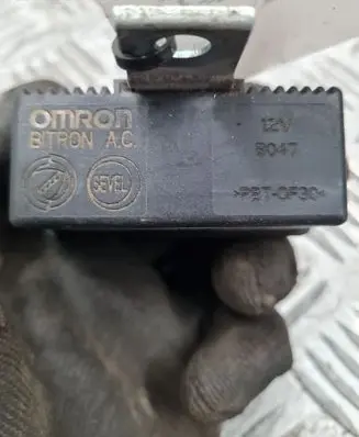Coolant fan relay