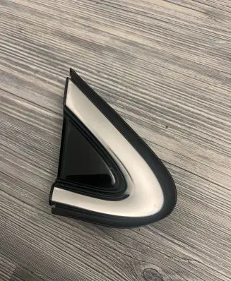 Fender end trim
