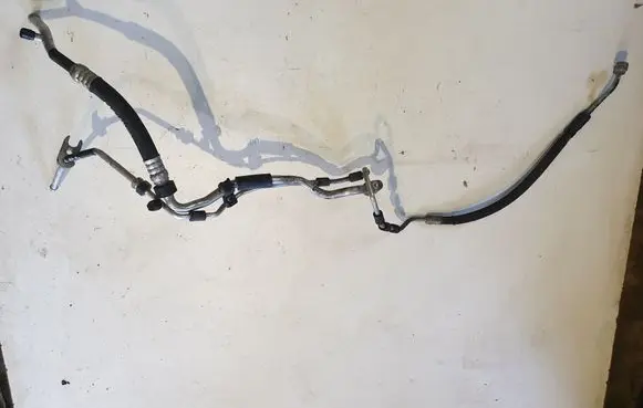 Air conditioning (A/C) pipe/hose