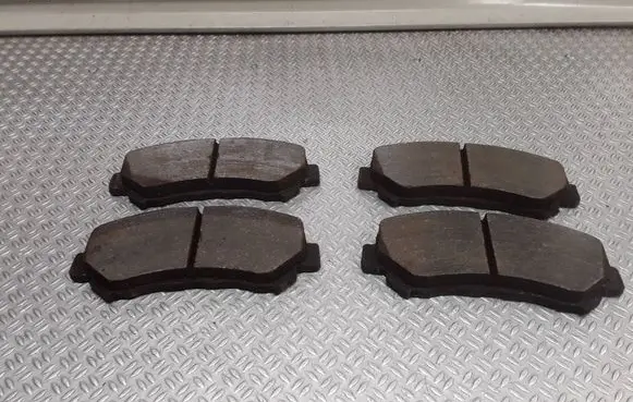 Nissan Qashqai Brake pads (front) 