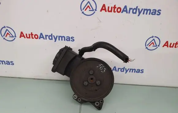 BMW 5 E39 Power steering pump 1095749 32411095749