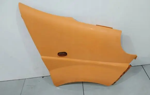 Opel Vivaro Fender 