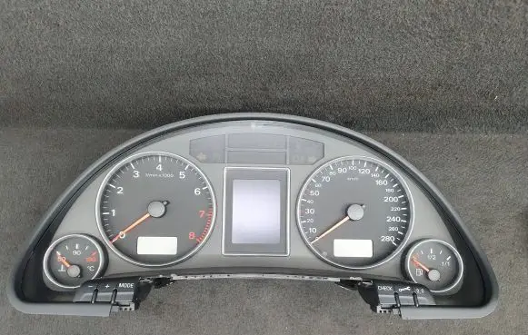 Audi A4 S4 B7 8E 8H Speedometer (instrument cluster) 8E0920901E RB8