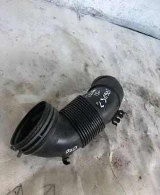 Volkswagen Touran III Air intake duct part 5qa129654g