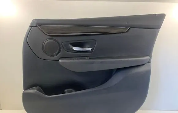 BMW 2 F45 Front door card panel trim