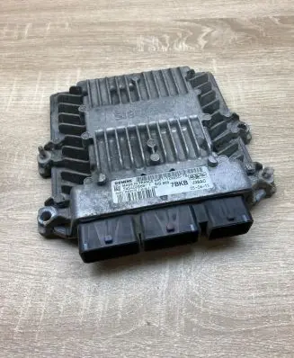 Ford Focus C-MAX Engine control unit/module ECU 6M5112A650TB 5WS40286B