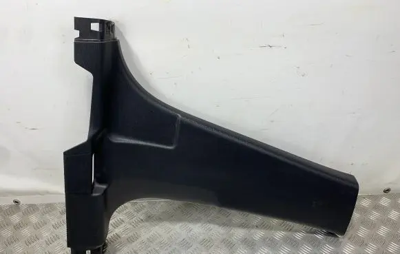 Mitsubishi Outlander IV (B) pillar trim (bottom) 7211A534ZZ