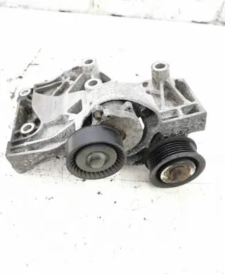 Opel Astra J A/C compressor mount bracket 55582510 74354