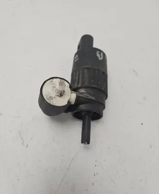 Volkswagen Polo III 6N 6N2 6NF Windscreen/windshield washer pump 1J6955651