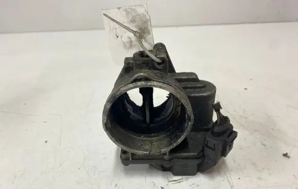 Volkswagen Caddy Throttle valve 03G128063A