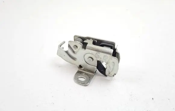 Loading door lock