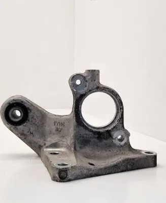 Peugeot 508 Driveshaft support bearing bracket 9671267880