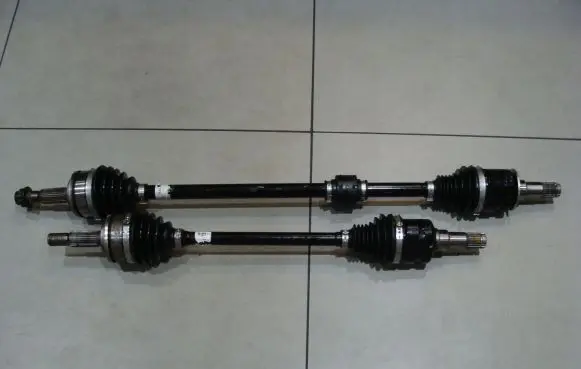 Toyota Yaris XP210 Front driveshaft 43420-K0050
