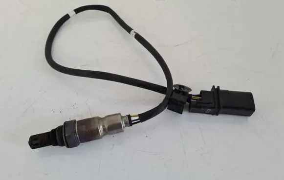 Volkswagen Golf VII Lambda probe sensor 04L906262A