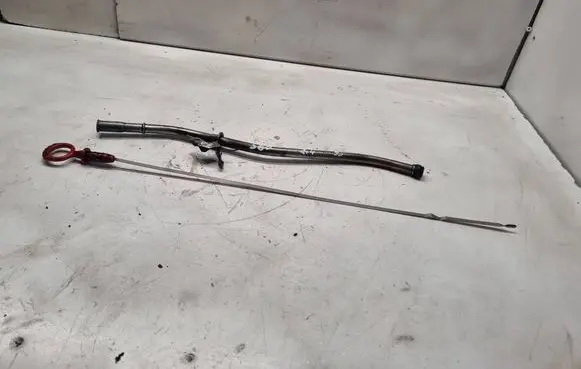 Volvo S60 Oil level dip stick 8699543